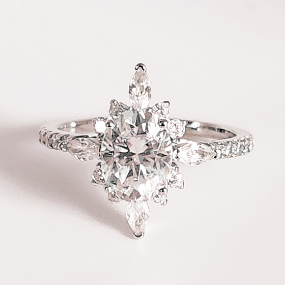 MOI|GLAM Moissanite Diamond Goddess Ring - Picture 2 of 10